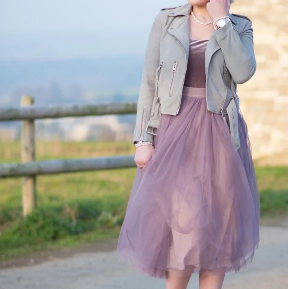 Little Mistress Tall Velvet Top Mini Skater Dress With Tulle Skirt - Picture 7 of 7